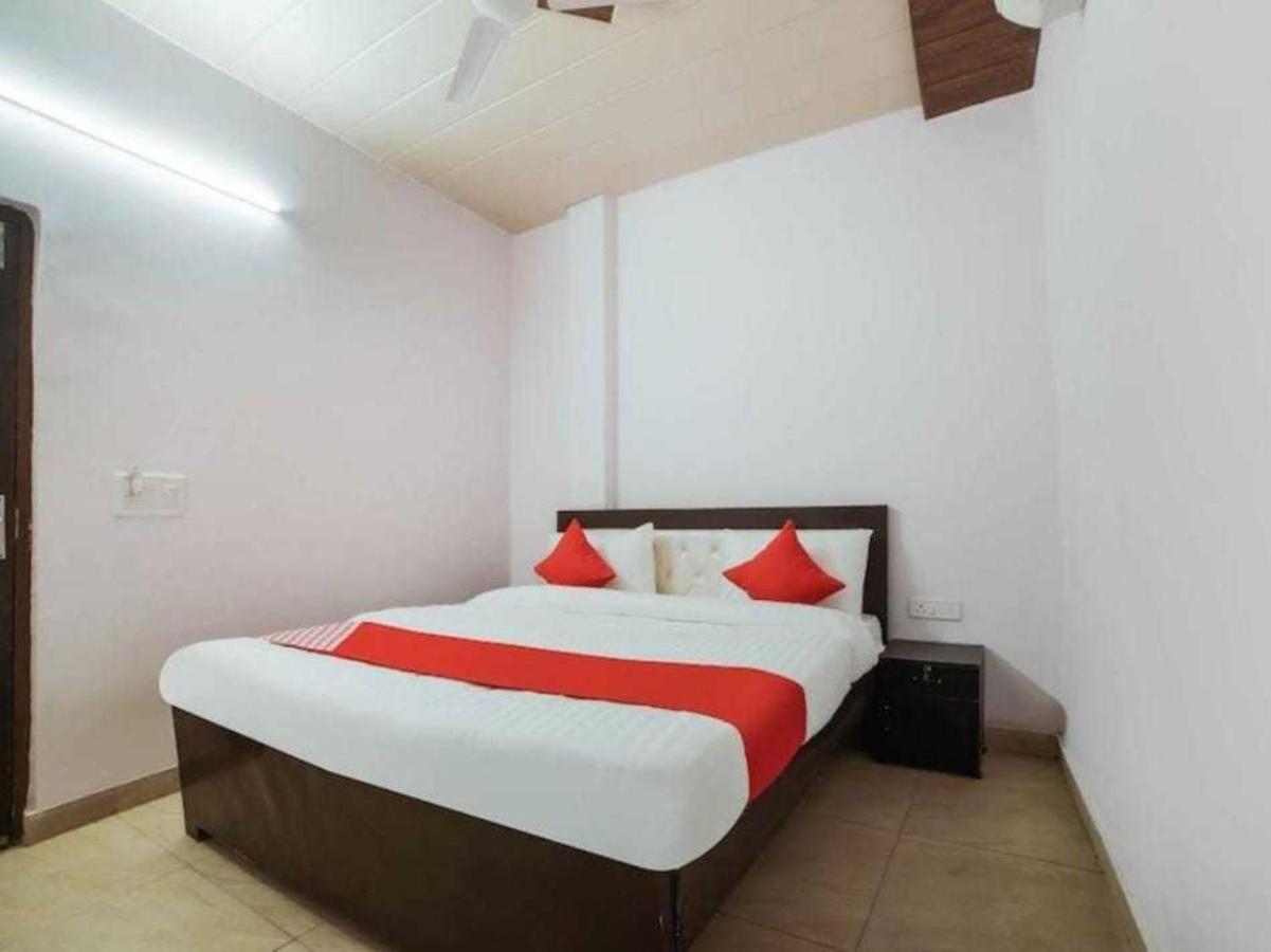 Hotel O Kl Khari Near Ashoka Park Mein Metro 뉴델리 외부 사진